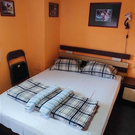 Стаи За Гости Ореха Троян Private Rooms Oreha 外观 照片