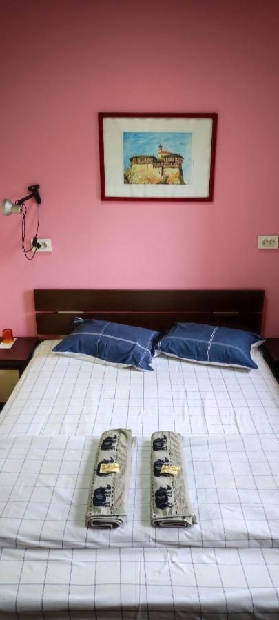Стаи За Гости Ореха Троян Private Rooms Oreha 外观 照片