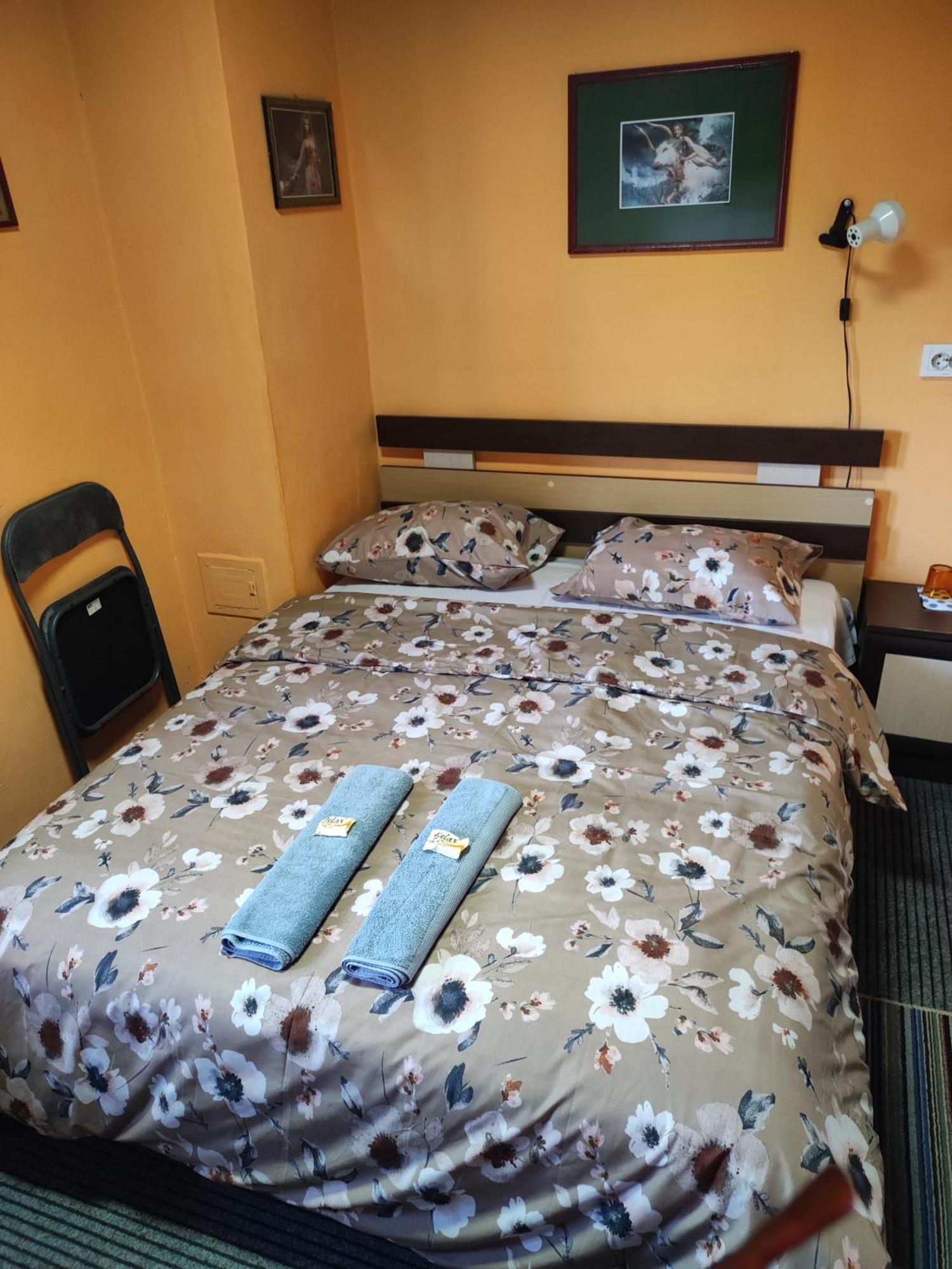 Стаи За Гости Ореха Троян Private Rooms Oreha 外观 照片